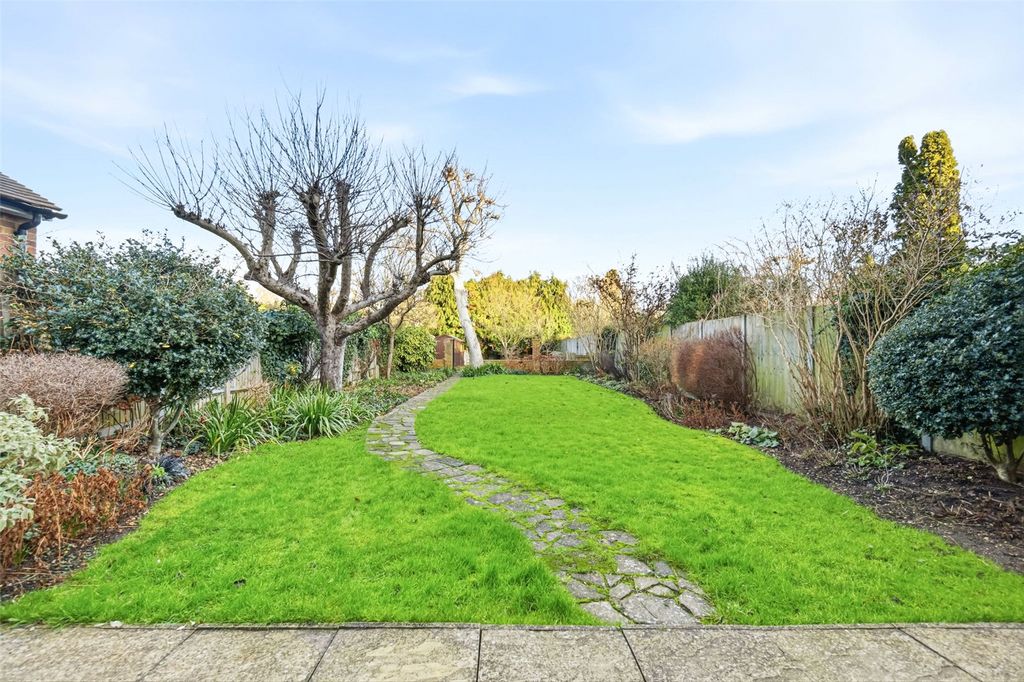 Property photo 2 of 14 Picture No. 19