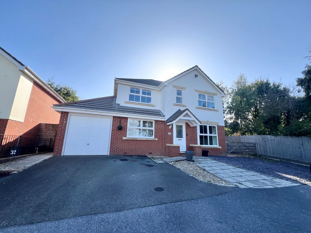 Property photo 1 of 14