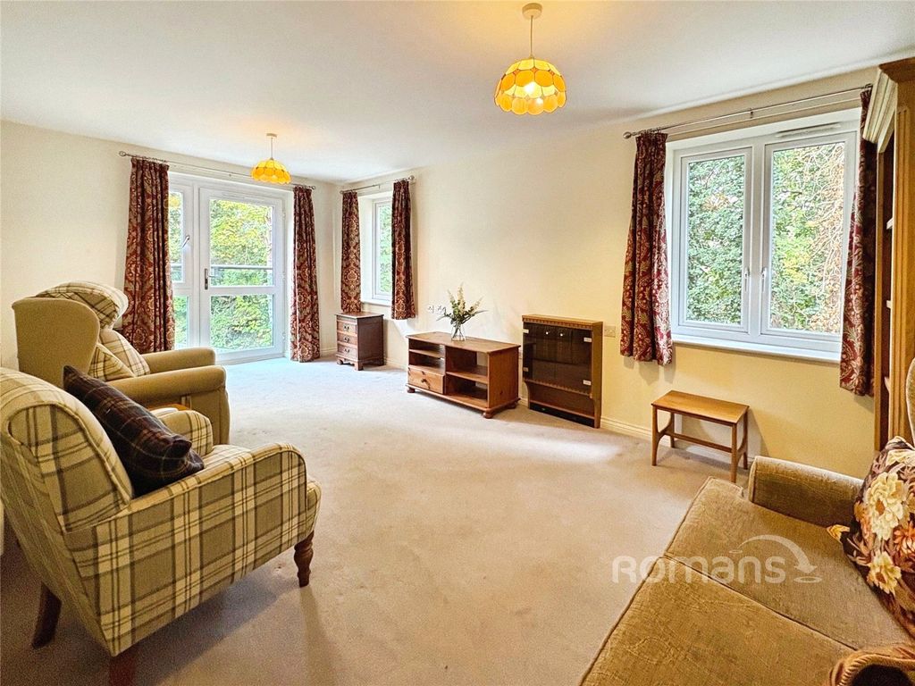 Property photo 2 of 8 Picture No. 02
