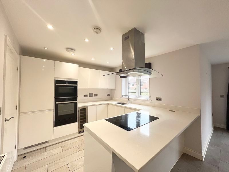 Property photo 3 of 23 Photo 22