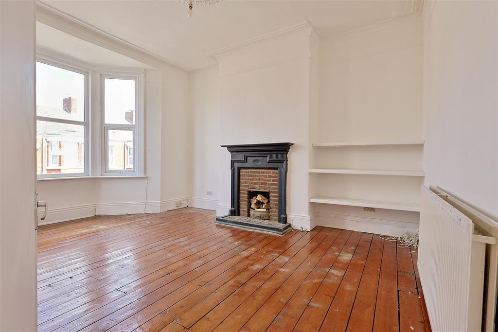 Property photo 2 of 24 E6Bd7Ac3-74Df-4F3B-Be73-F776E0Fb69Ea_1_201_A.Jpeg
