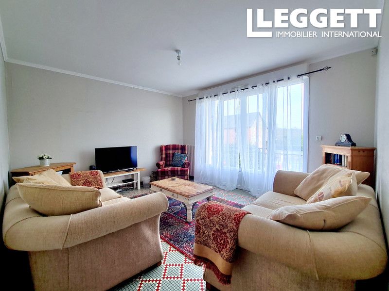 Property photo 2 of 10