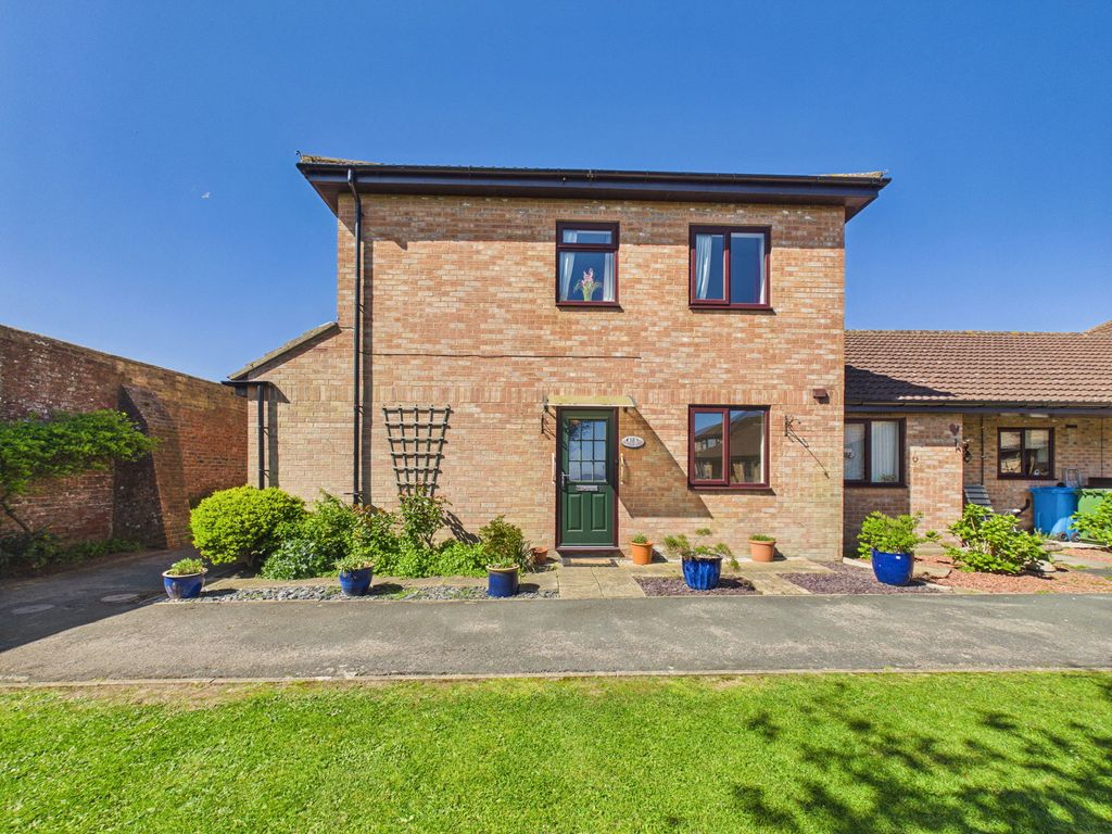 Property photo 2 of 16