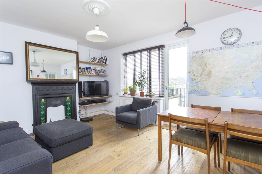 Property photo 1 of 10 Picture No. 02