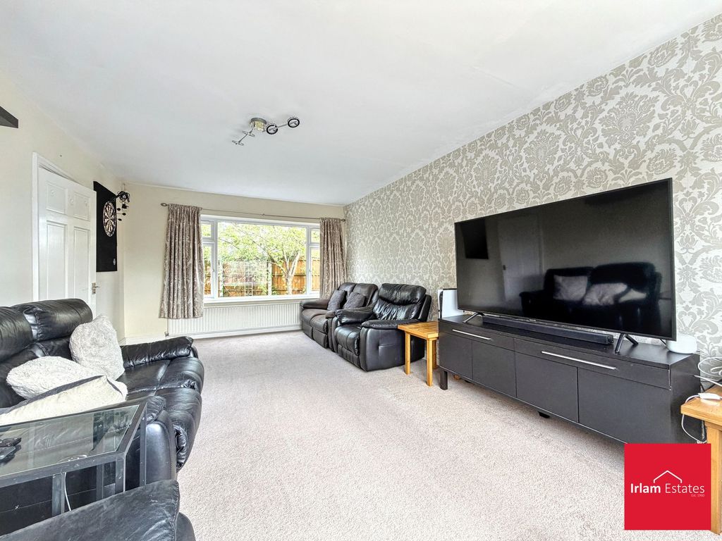Property photo 2 of 26