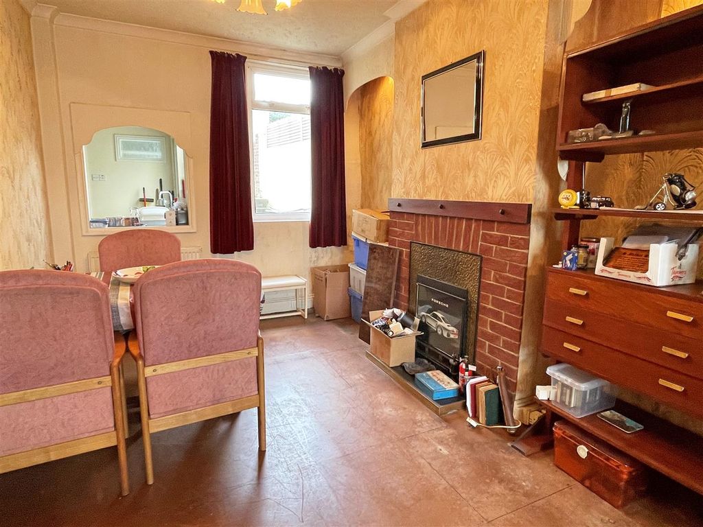 Property photo 3 of 9 Dina.Jpg