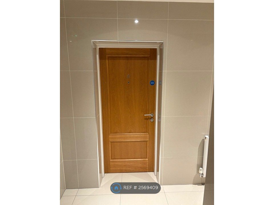 Property photo 2 of 10 Entrance Door