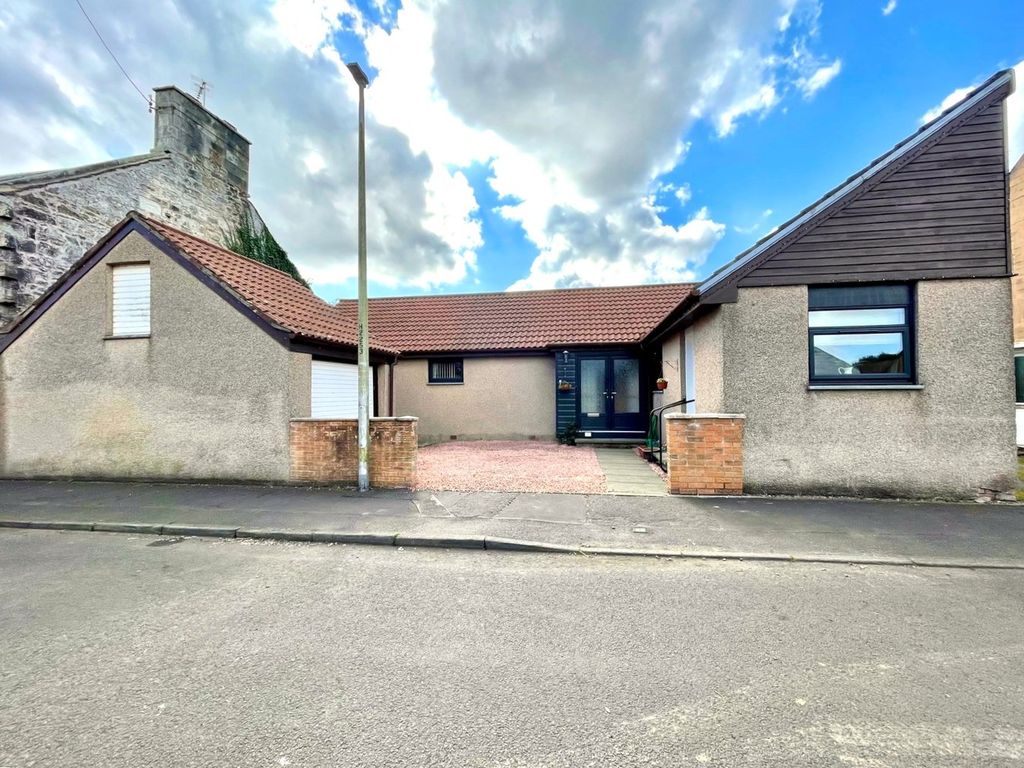 Property photo 1 of 25