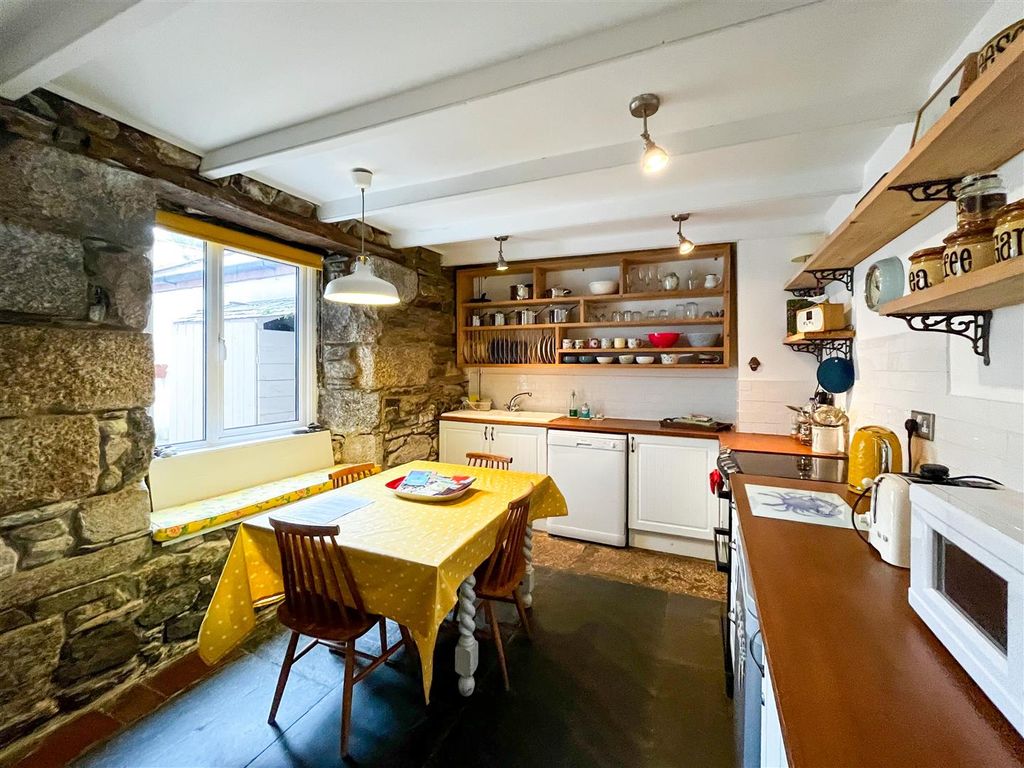Property photo 2 of 25 Kitchen/Diner