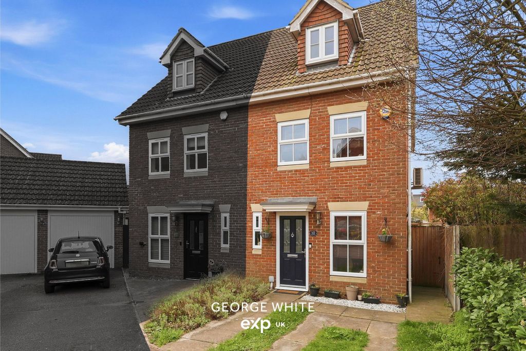 Property photo 1 of 35