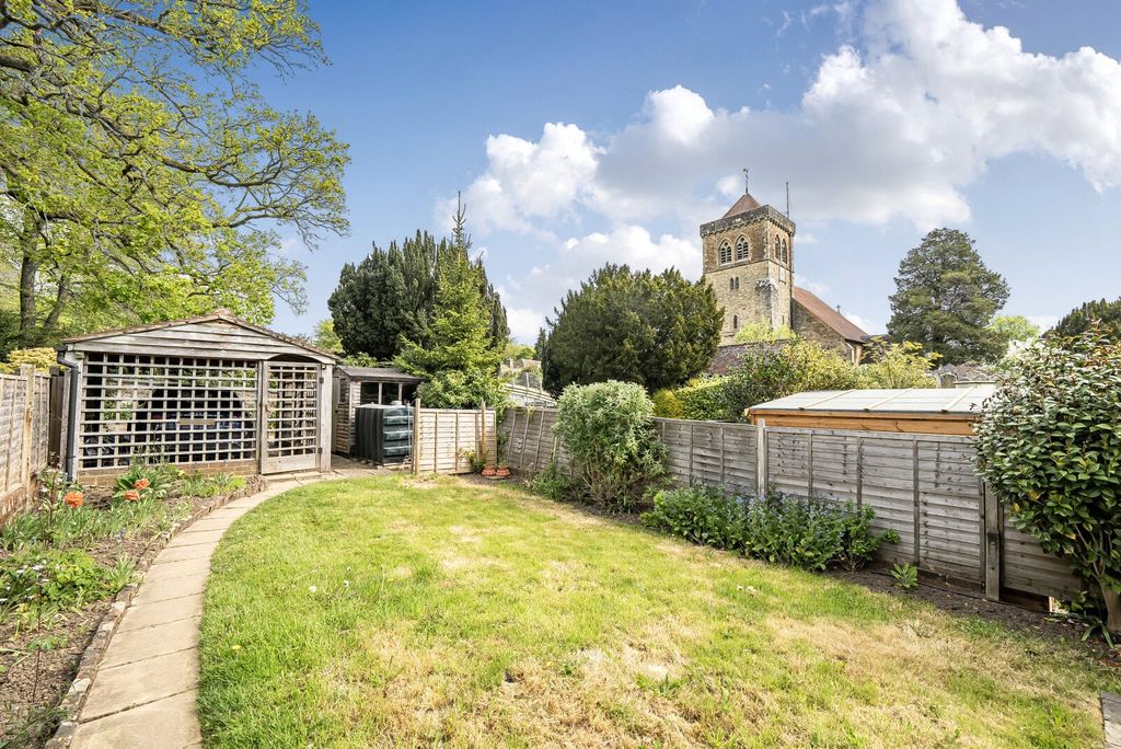 Property photo 2 of 16 Picture No. 32