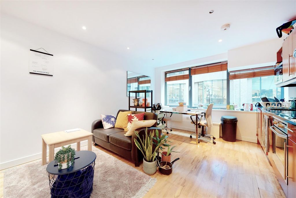 Property photo 3 of 8 P04.Jpg