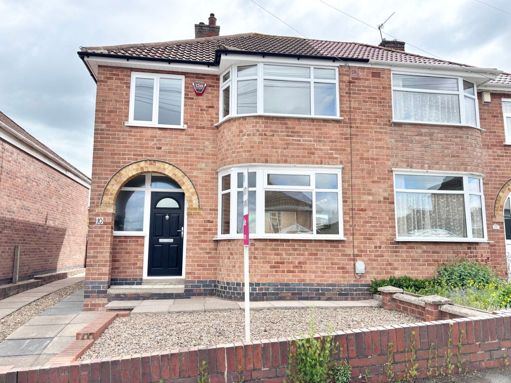 Property photo 1 of 13