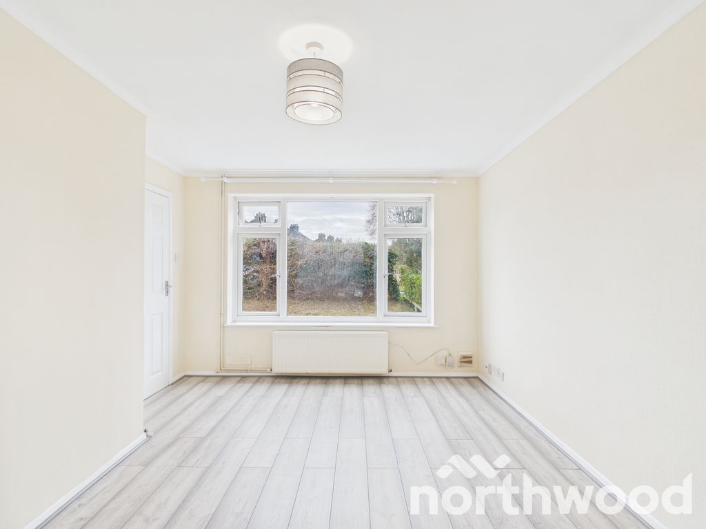 Property photo 3 of 42