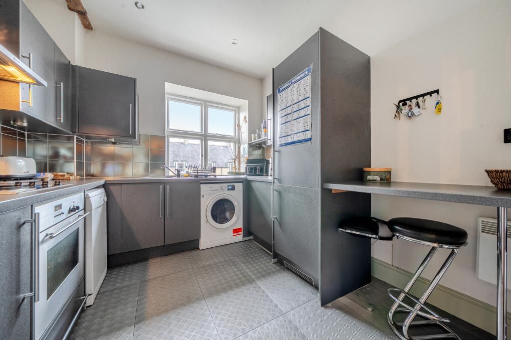 Property photo 2 of 20 Kitchen