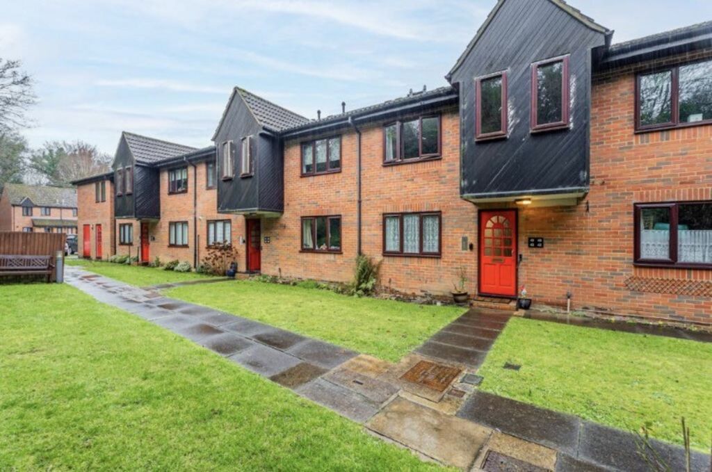 Property photo 1 of 10