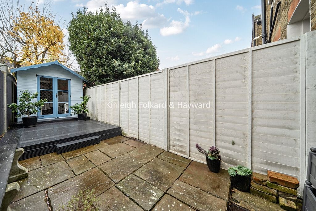 Property photo 2 of 11 Picture No. 06