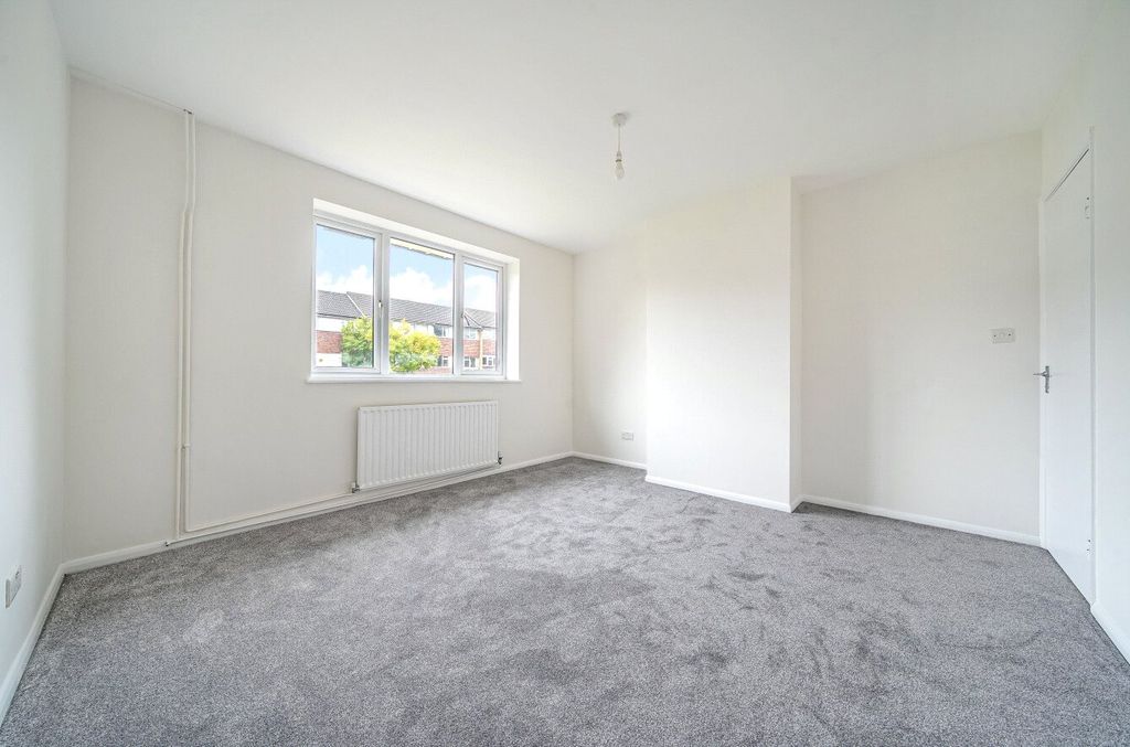 Property photo 2 of 13 Picture No. 04