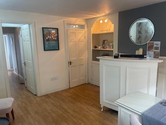 Property photo 2 of 8 Photo