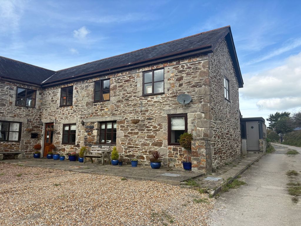 Property photo 1 of 25