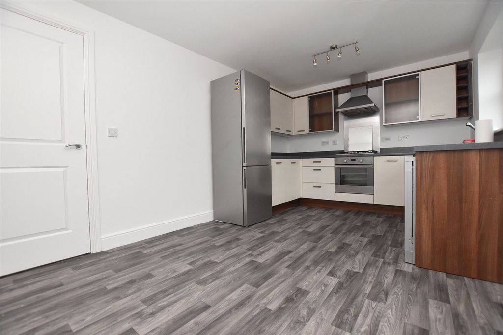 Property photo 3 of 20 Picture No. 13