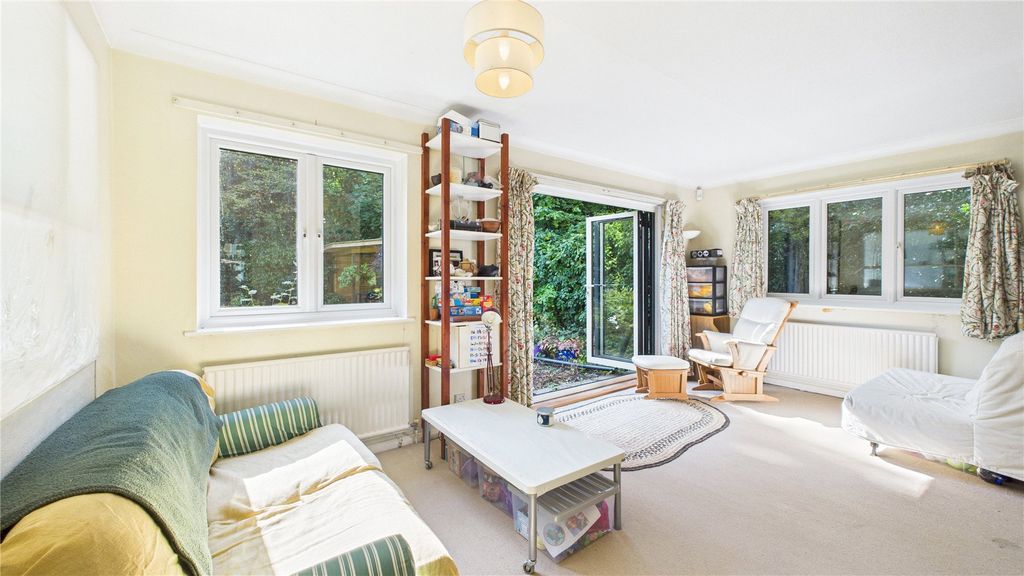 Property photo 3 of 20 Picture 3