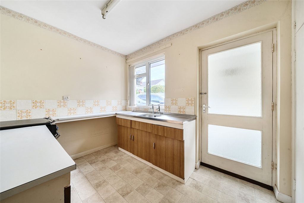 Property photo 3 of 15 3 - Picture No. 05