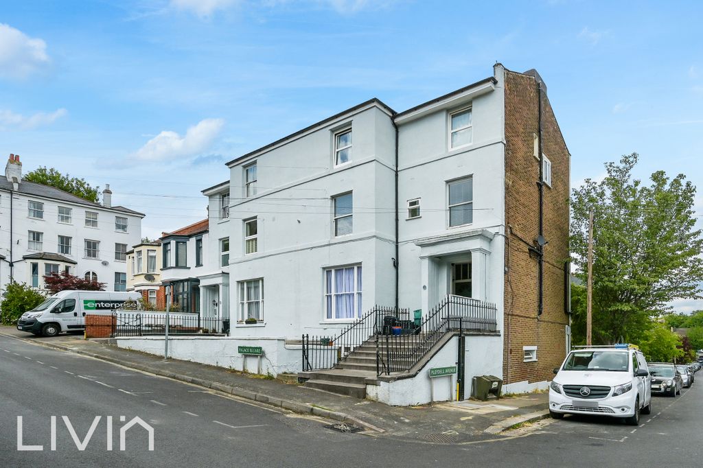 Property photo 1 of 10 Palace Court, 2-43 (1)
