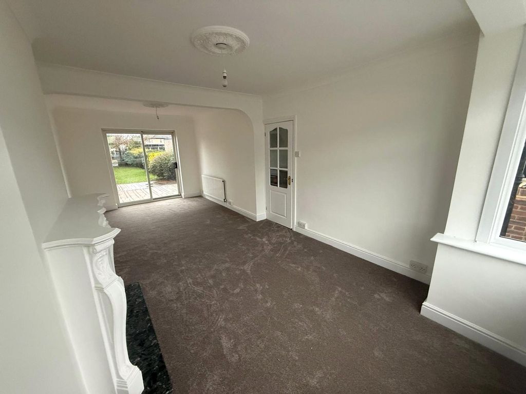 Property photo 2 of 6 Picture No. 02