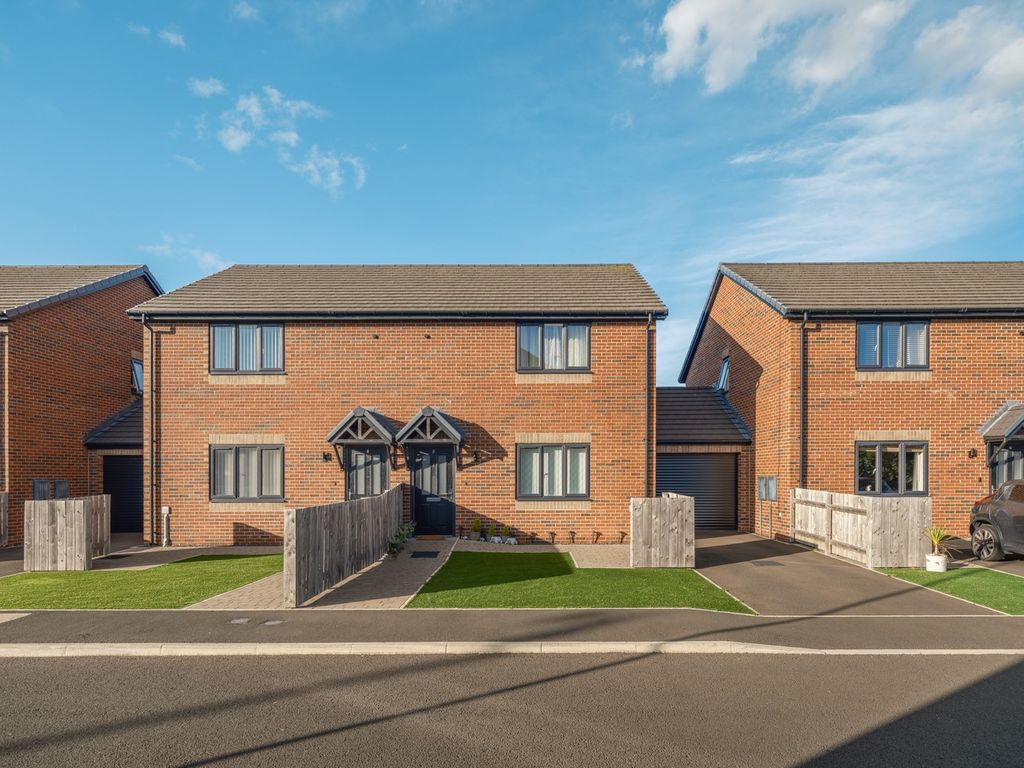 Property photo 1 of 14 5541021