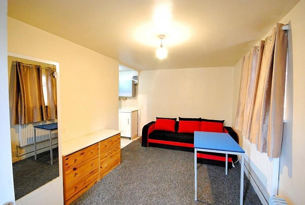 Property photo 2 of 13