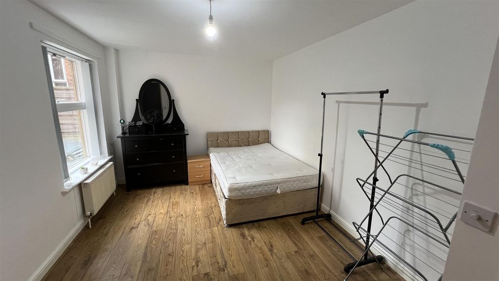 Property photo 3 of 14 Img_8620.Jpg