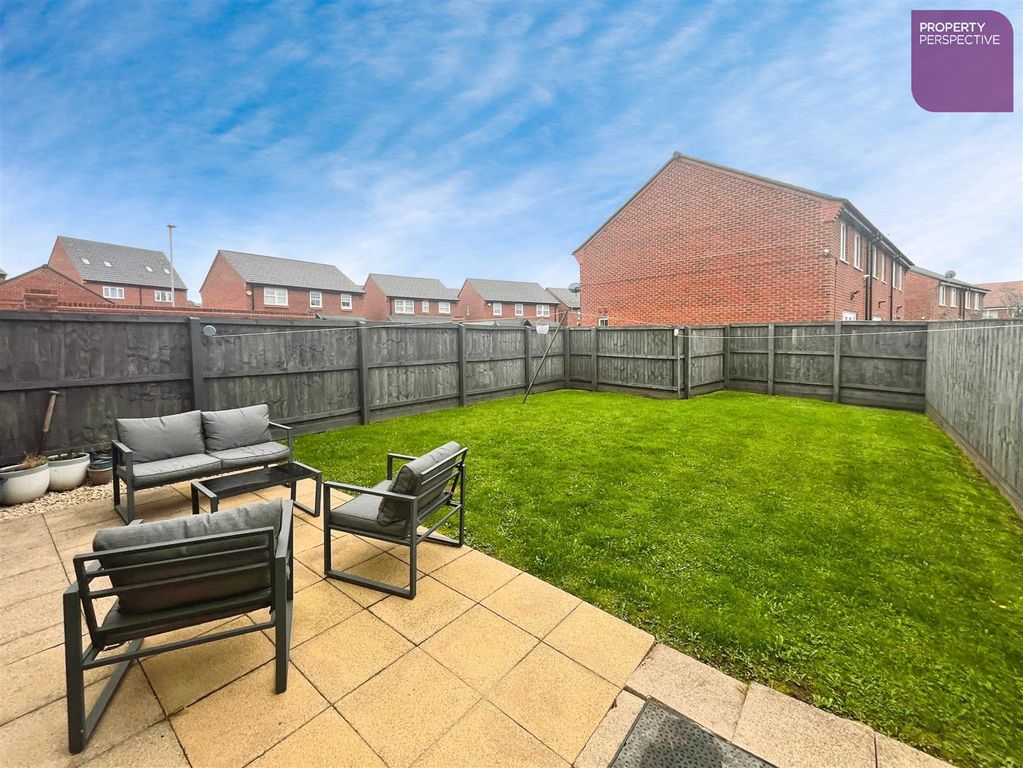 Property photo 2 of 14 Outside