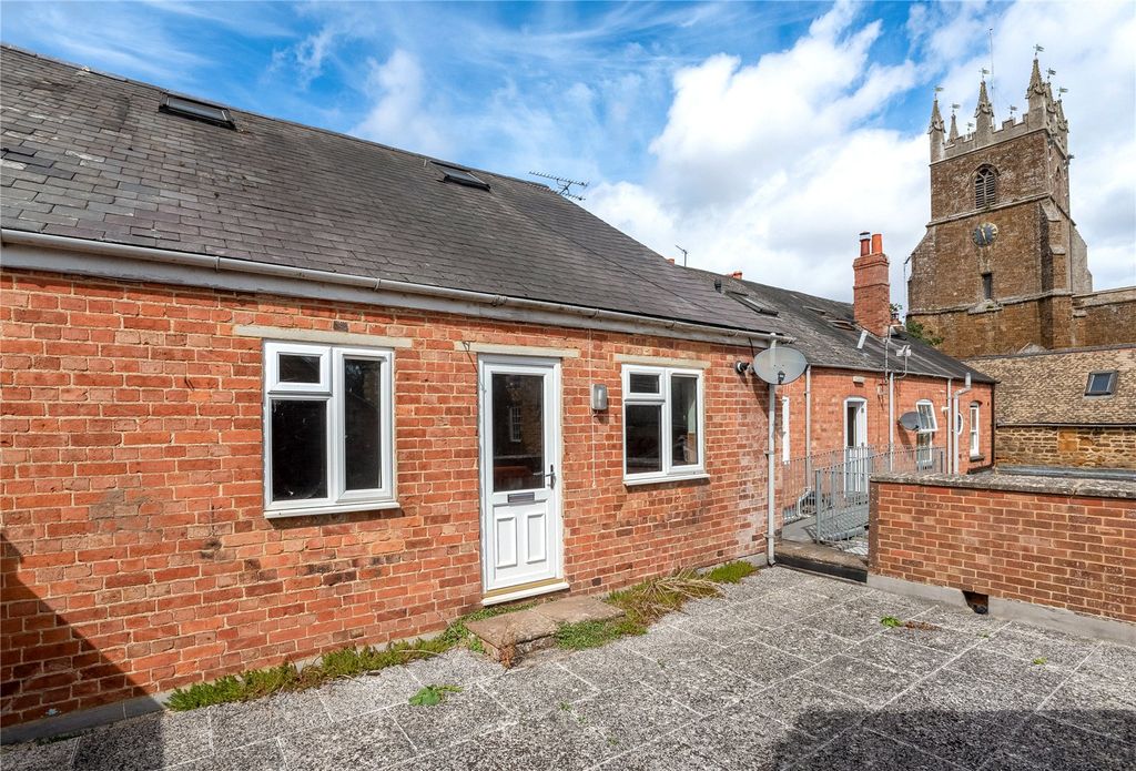Property photo 2 of 14 Picture No. 01