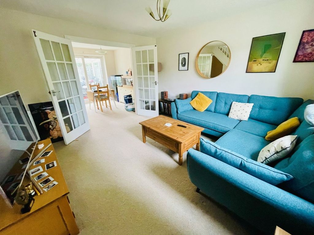 Property photo 3 of 10 Sitting Room