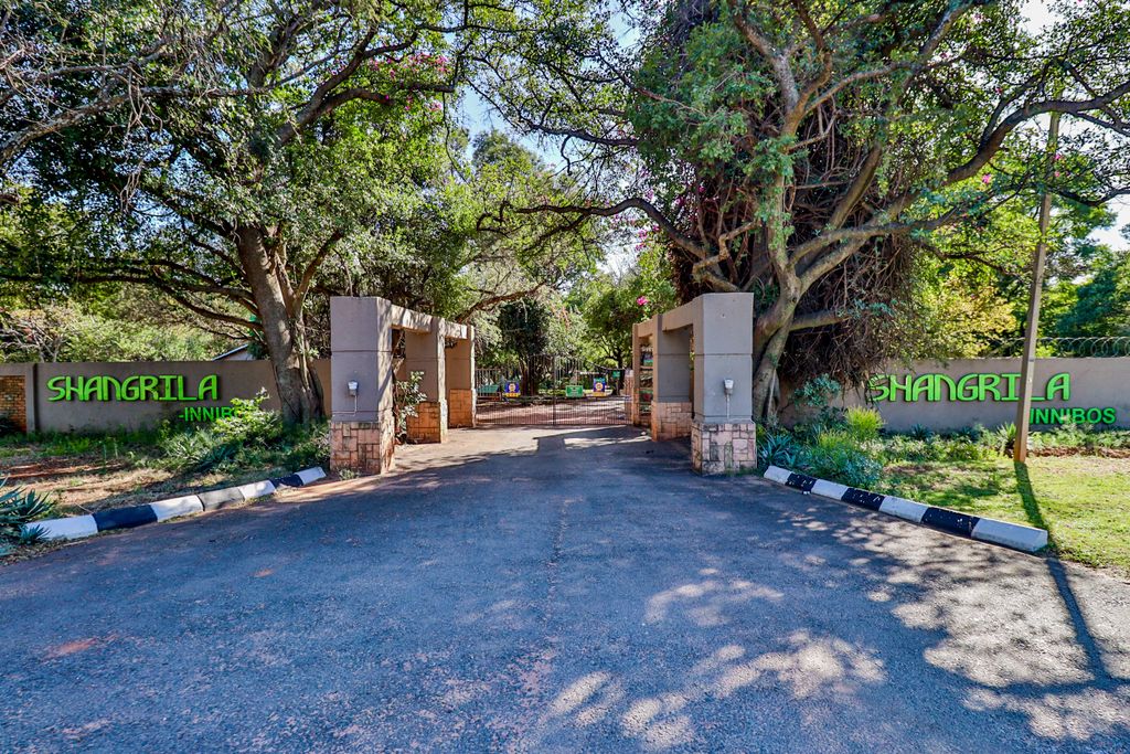 Property photo 1 of 87