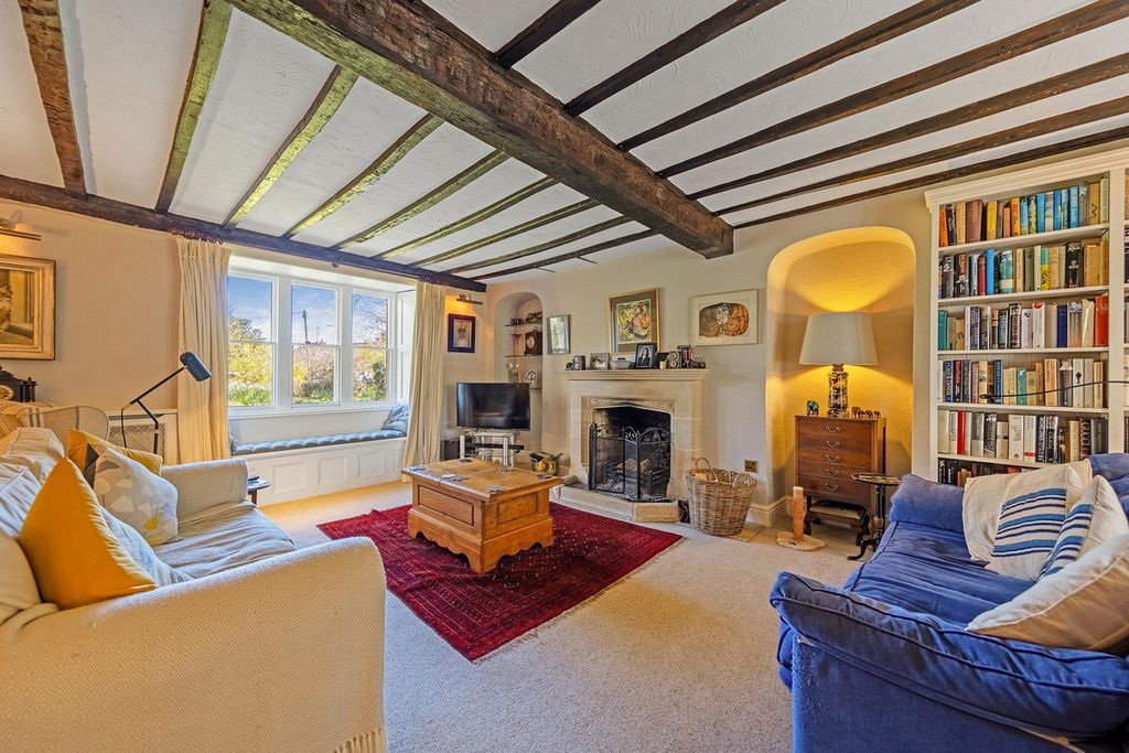 Property photo 2 of 49