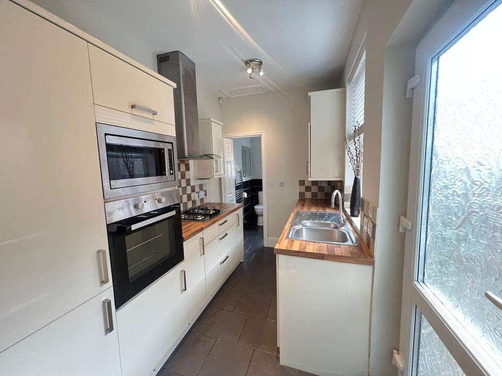 Property photo 2 of 12 Photo-2025-10-22-16-05-57 (1)