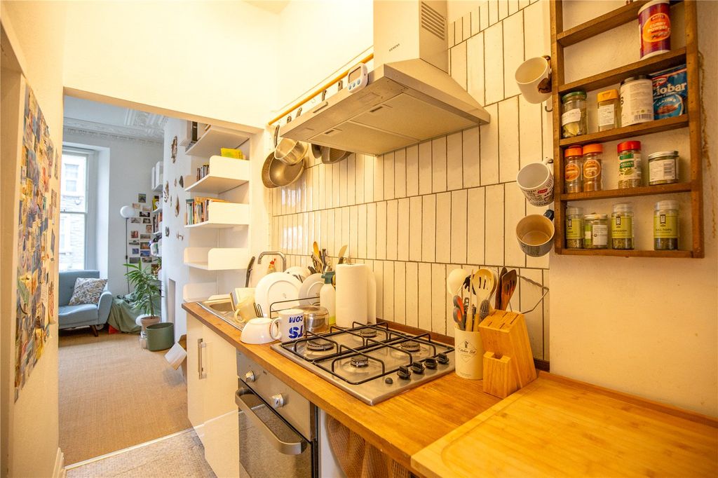 Property photo 3 of 9 Picture No. 06