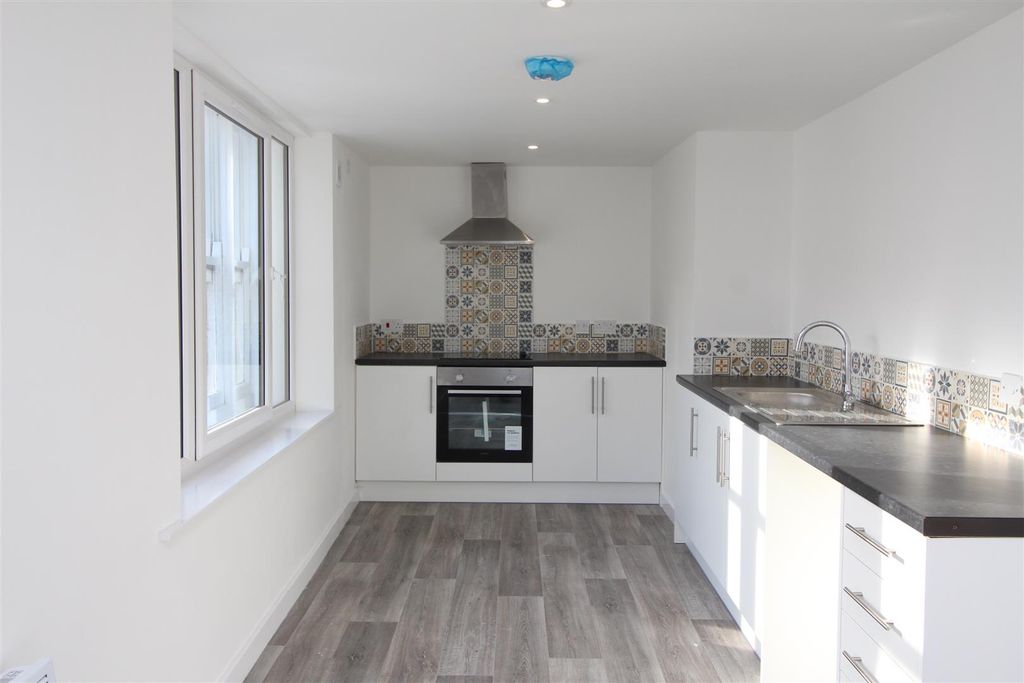 Property photo 1 of 5 Open Plan Kitchen