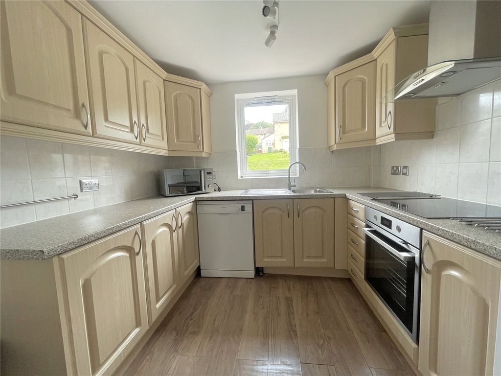 Property photo 2 of 23 Picture No. 03