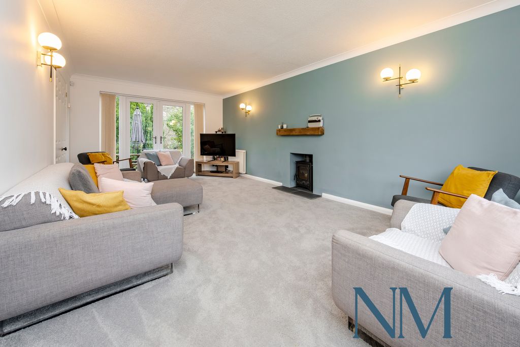 Property photo 2 of 24 Gallery