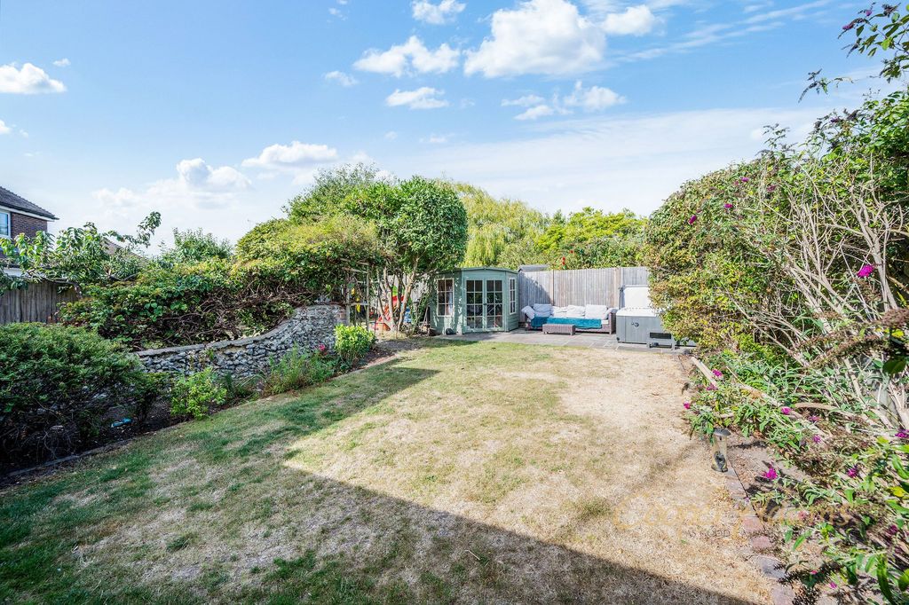 Property photo 3 of 26 Rear Garden