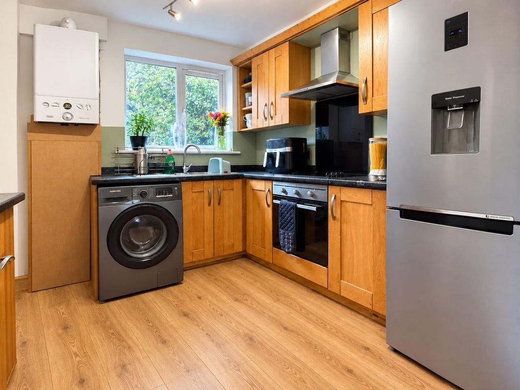 Property photo 2 of 11 11.Jpg