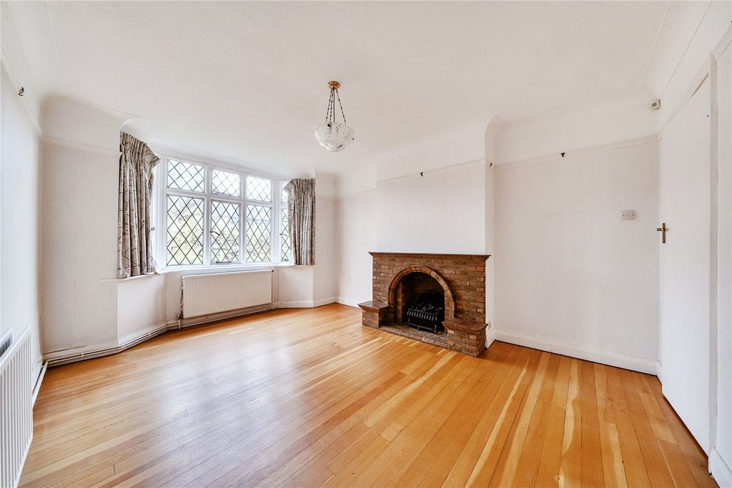 Property photo 2 of 15 Picture No. 10