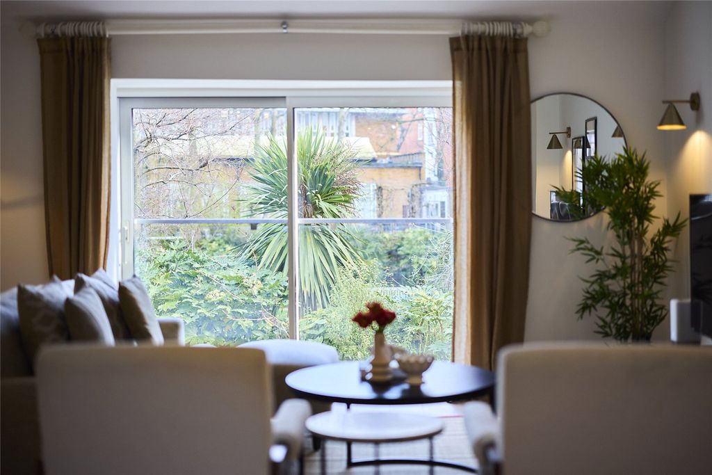 Property photo 3 of 35 Reception Room