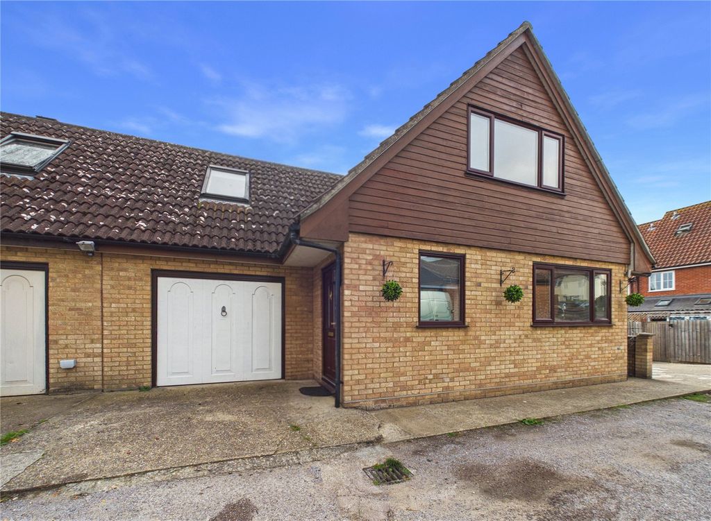 Property photo 1 of 12 Picture No. 14