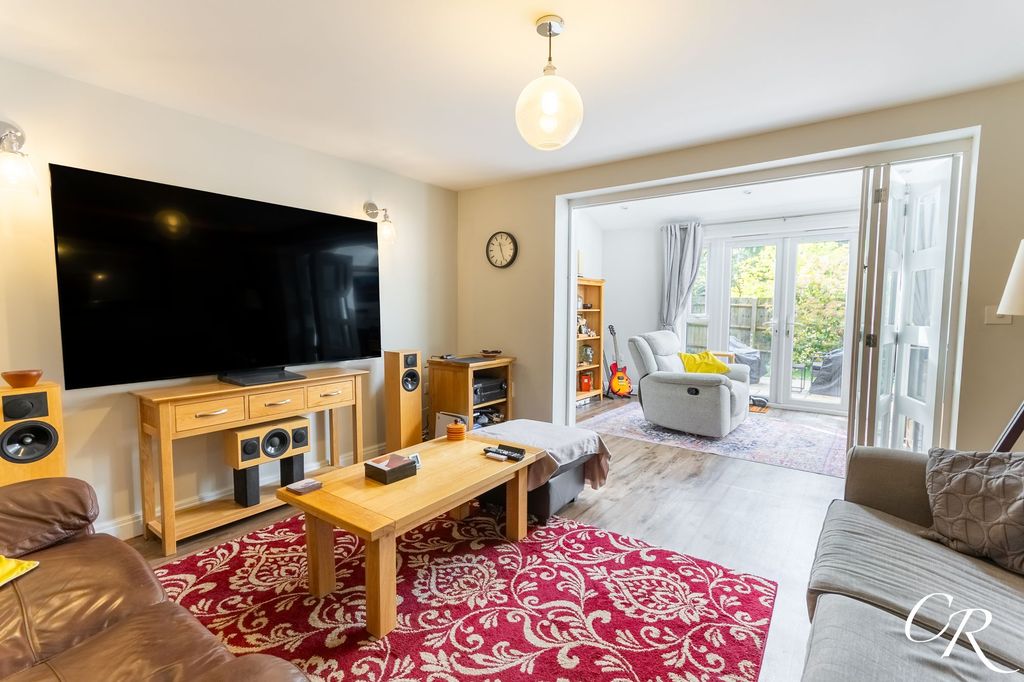 Property photo 3 of 17