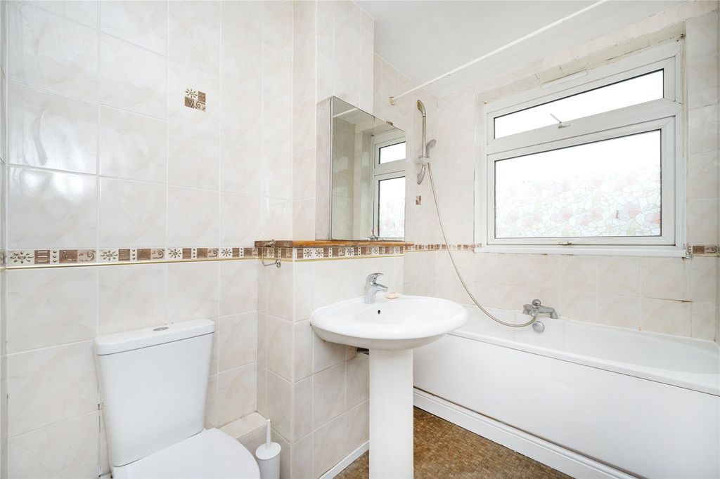 Property photo 3 of 12 Bathroom