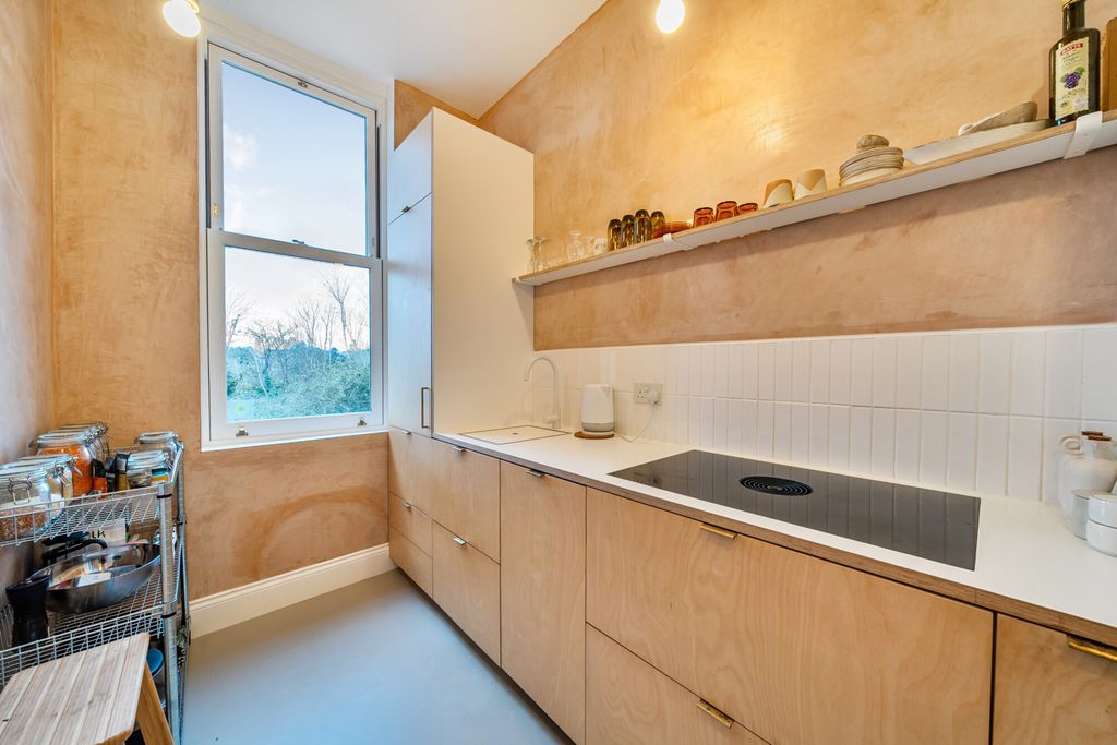 Property photo 3 of 15 Kitchen